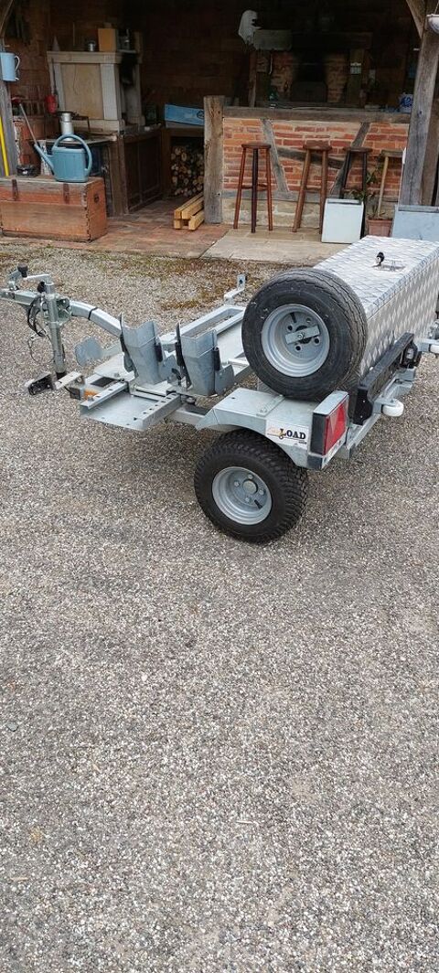 Pi&egrave;ces et &eacute;quipements Moto - Scooter - Quad Pi&egrave;ces et &eacute;quipements Moto - Scooter - Quad  occasion Louhans 71500