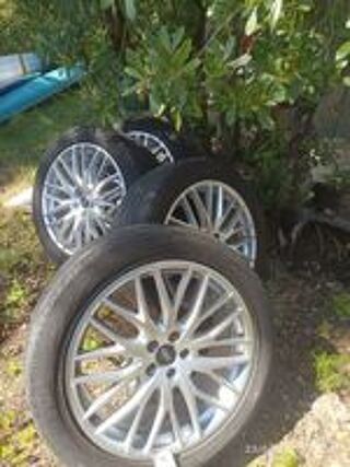 Pneu voiture - roue  occasion 83720 Trans-en-Provence