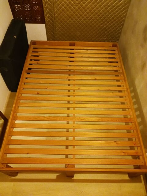 SOMMIER 204x149 cm ET MATELAS 339 Paris 12 (75)