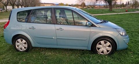 Renault grand scenic ii Grand Scenic 1.9 dCi 130 Dynamique 5 pl