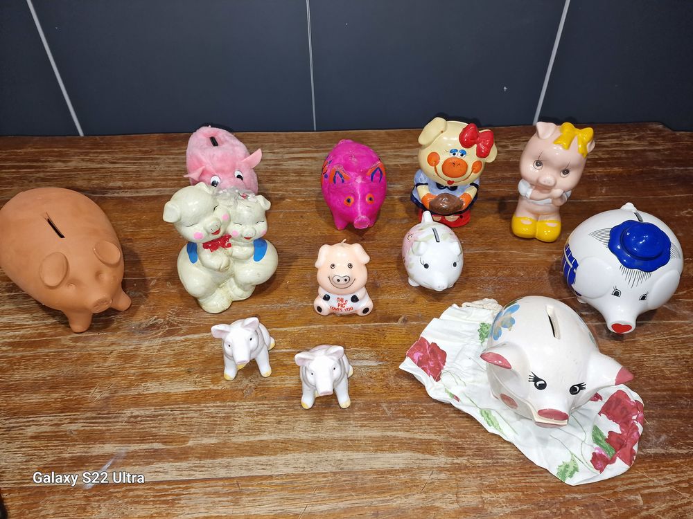 12 tirelires cochon 