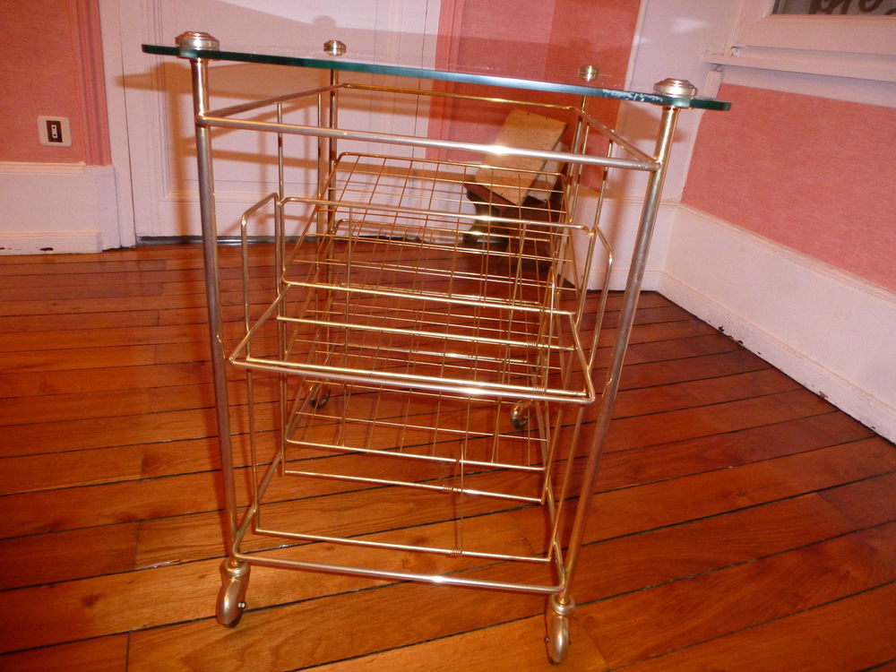 TABLE D&eacute;sserte &agrave; roulettes Meubles