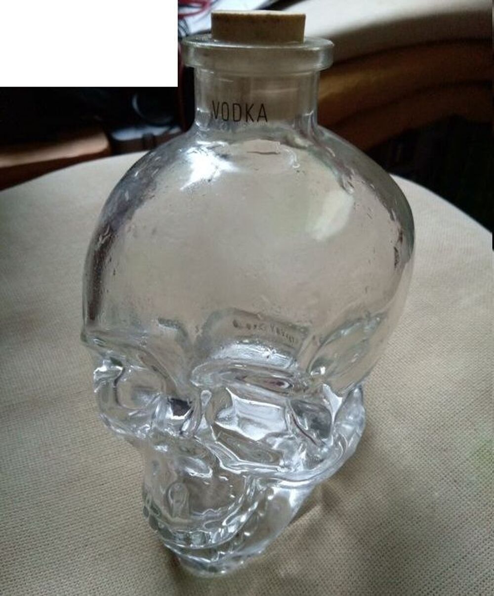 Bouteille t&ecirc;te de mort Décoration