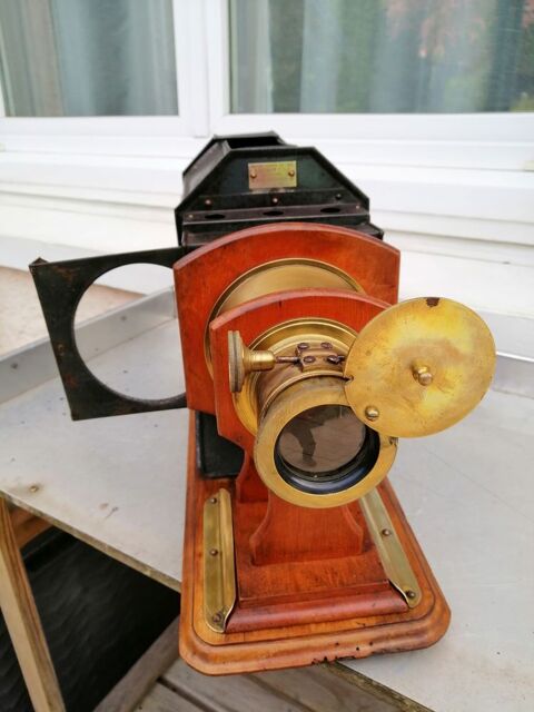 LANTERNE  MAGIQUE  PHOTOGRAPHIQUE 250 Torcy (77)