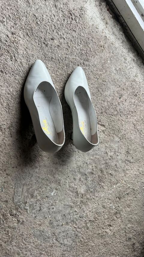 CHAUSSURES ESCARPIN BLANCHES 15 Berric (56)