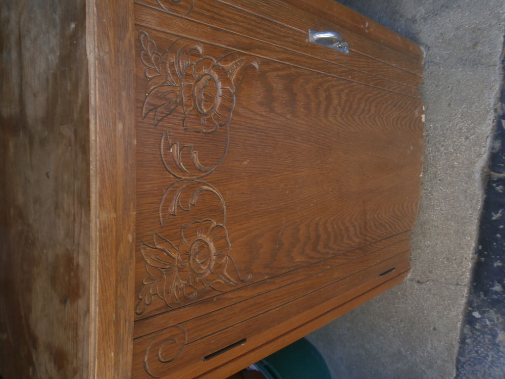 ANCIENNE MACHINE A COUDRE Meubles