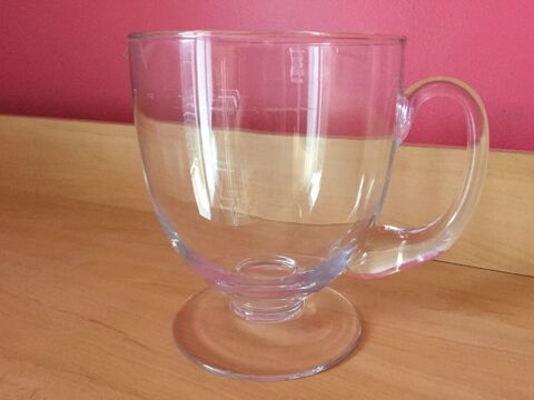 Pot � eau en cristal 25 N�mes (30)