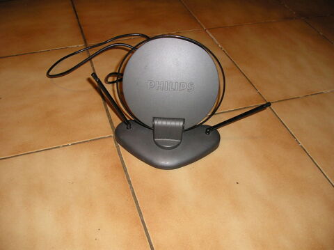 antenne d'int�rieur PHILIPS auto aliment�e 10 Sept�mes-les-Vallons (13)