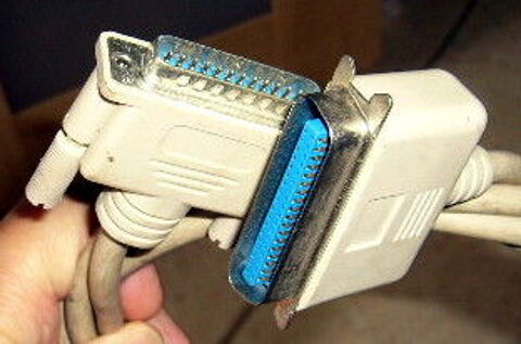 cable VGA Pc 25 broches male femelle 4 Versailles (78)