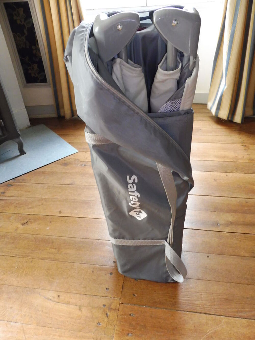 lit parapluie avec matelas Puériculture