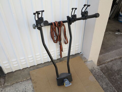 Porte-v�los (2)  Thule  pour attelage 45 Toulon (83)