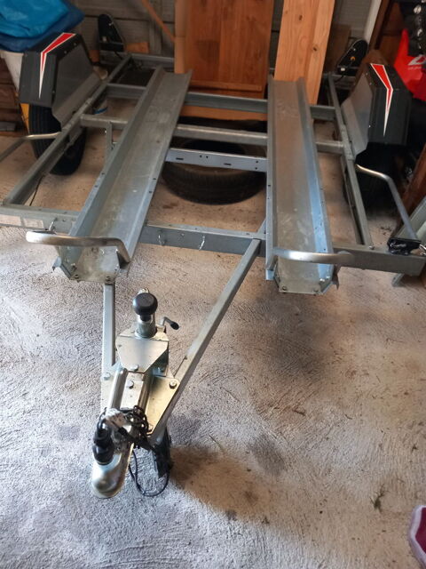 Pi&egrave;ces et &eacute;quipements Moto - Scooter - Quad Pi&egrave;ces et &eacute;quipements Moto - Scooter - Quad  occasion Saint-Cyr 86130