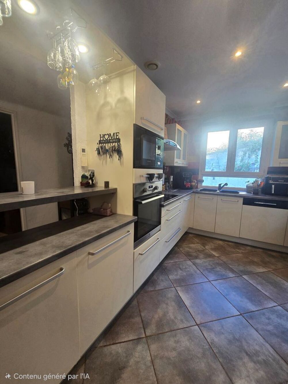 Vente Maison Plain-pied 110 m² avec studio, piscine ? terrain 1400m2 Sainte-anastasie-sur-issole