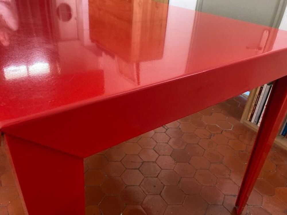 Table/Bureau acier rouge - mod&egrave;le ZEF, marque Mati&egrave;re Grise Meubles