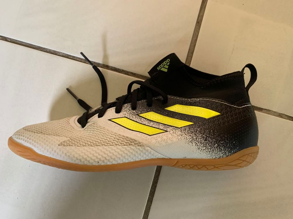 Baskets Adidas. Taille 38 Chaussures