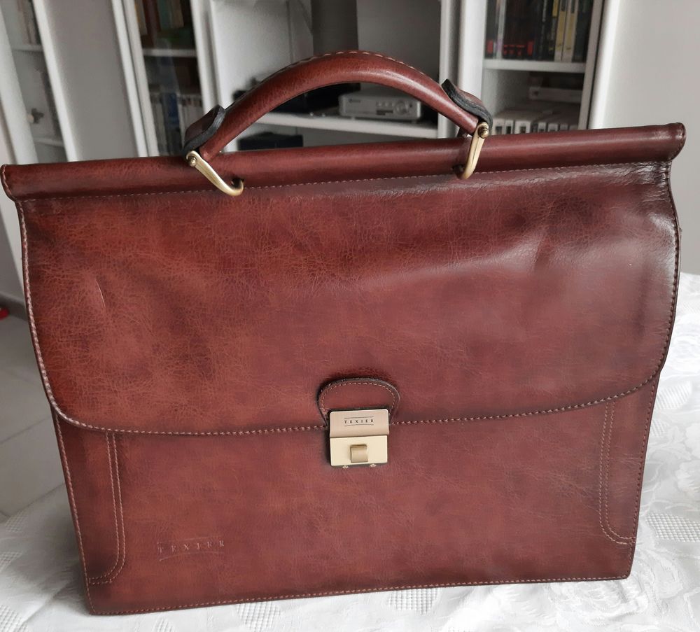 Serviette, porte-documents Maroquinerie