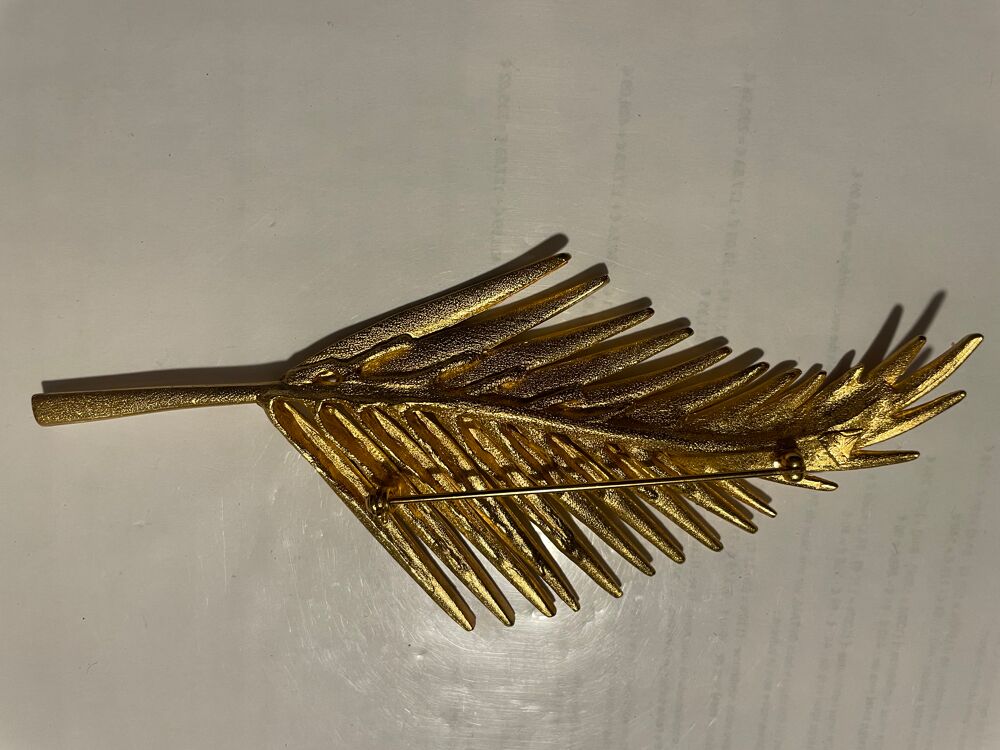 Broche dor&eacute;e Feuille palmier GM ANTIGONA Bijoux et montres