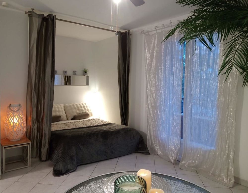 Vente Appartement studio traversant balcon plein sud sans vis-à-vis parking La garde