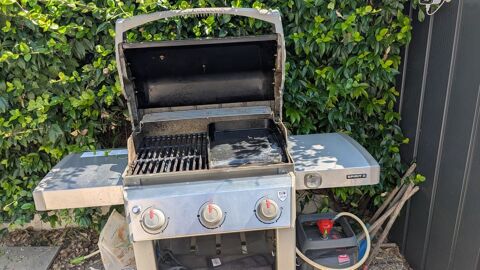 Barbecue gaz Weber 320 Montpellier (34)