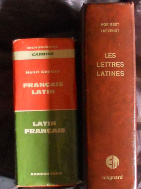 dictionnaires latin et lettres latines 0 Villeurbanne (69)