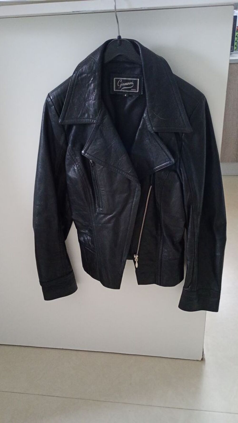 veste femme en cuire noire Vêtements