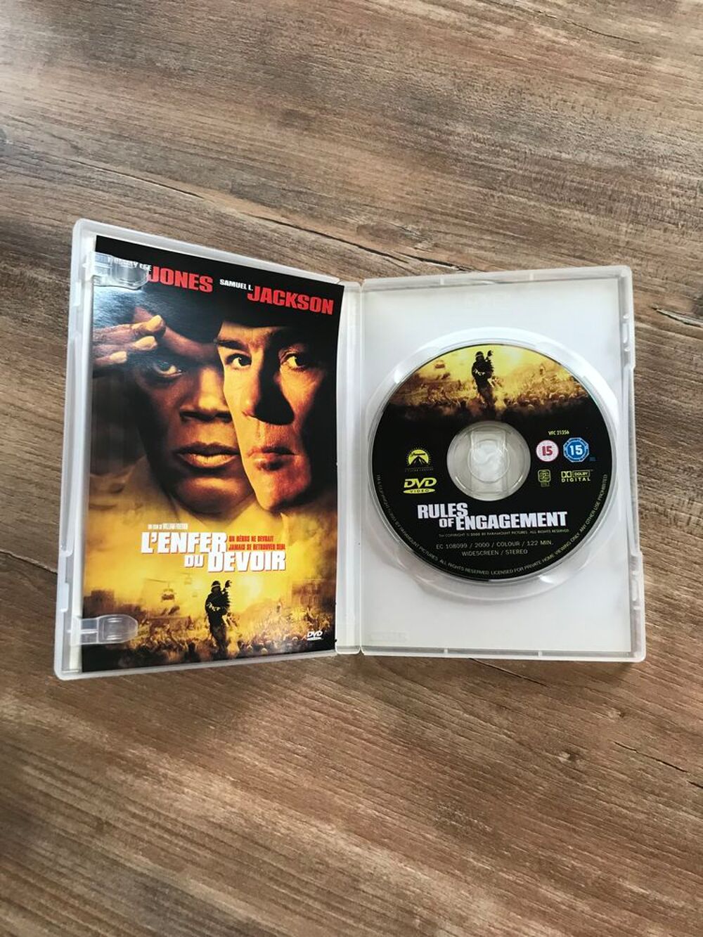 DVD " L' enfer du devoir " DVD et blu-ray
