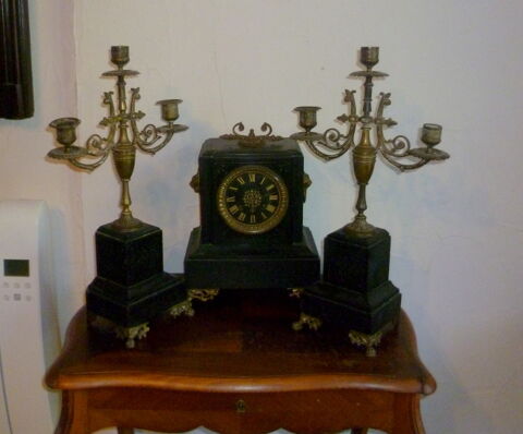 ENSEMBLE HORLOGE ET CANDLABRES NAPOLON 1 120 Garoult (83)