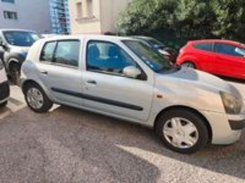 Clio II Clio 1.2i 16V Expression 2002 occasion 13007 Marseille