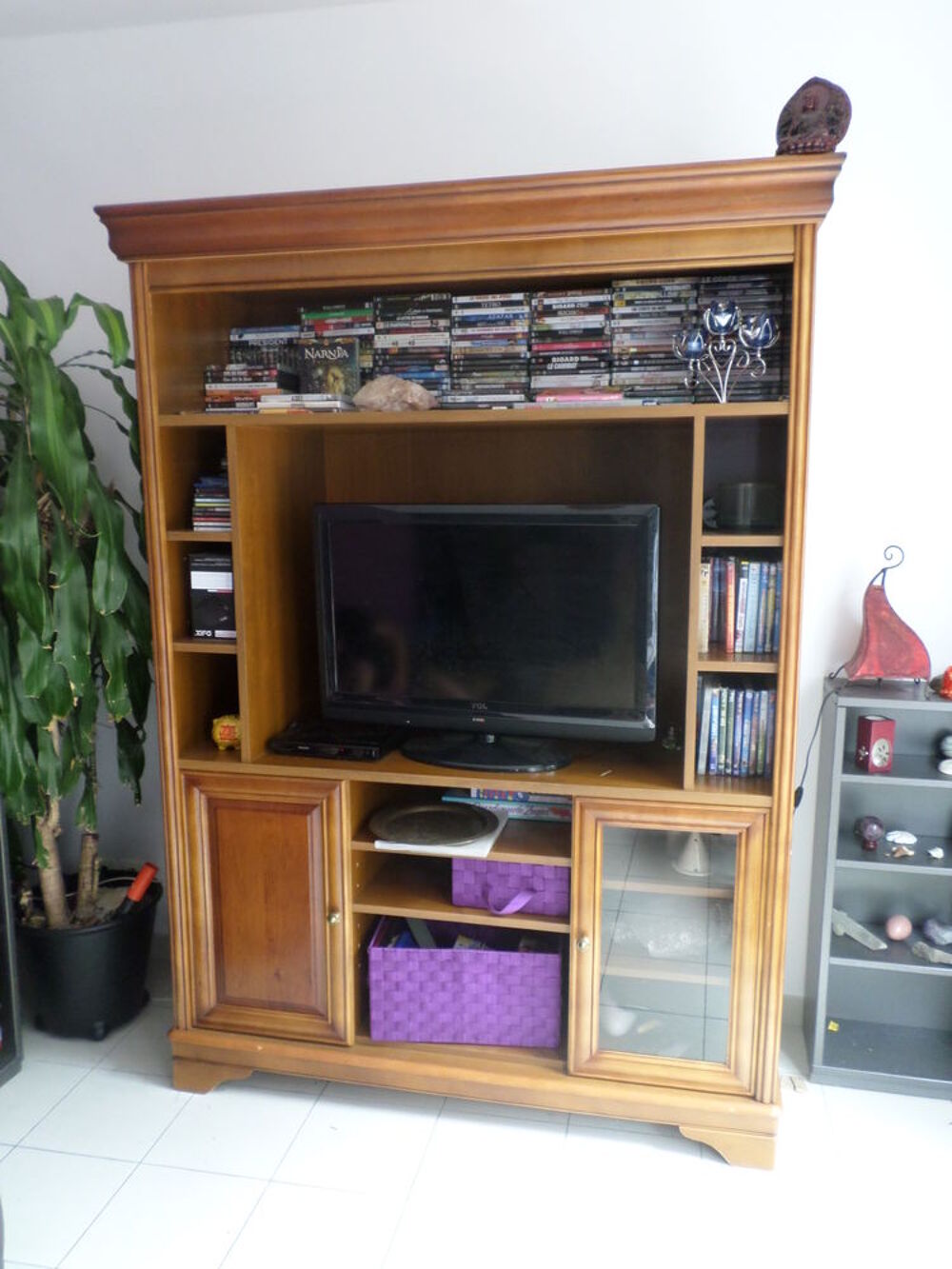 -Magnifique meuble bois tr&egrave;s pratique - - Faire offre Meubles