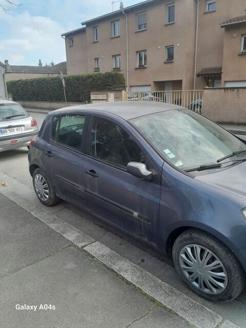 Renault Clio III Clio 1.5 dCi 85 Confort Dynamique 2005 occasion Villeurbanne 69100