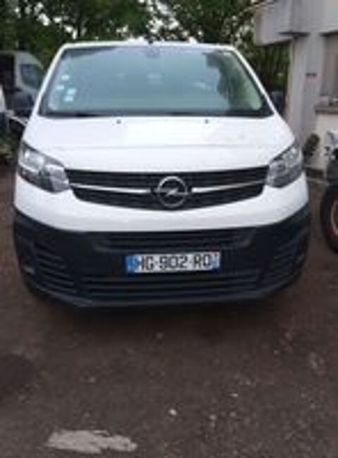 Vivaro VIVARO CA FIXE L2 1.5 DIESEL 120 CH PACK CLIM 2019 occasion 78210 Saint-Cyr-l'&Eacute;cole