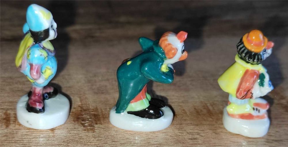 F&egrave;ves Clown lot de 3 