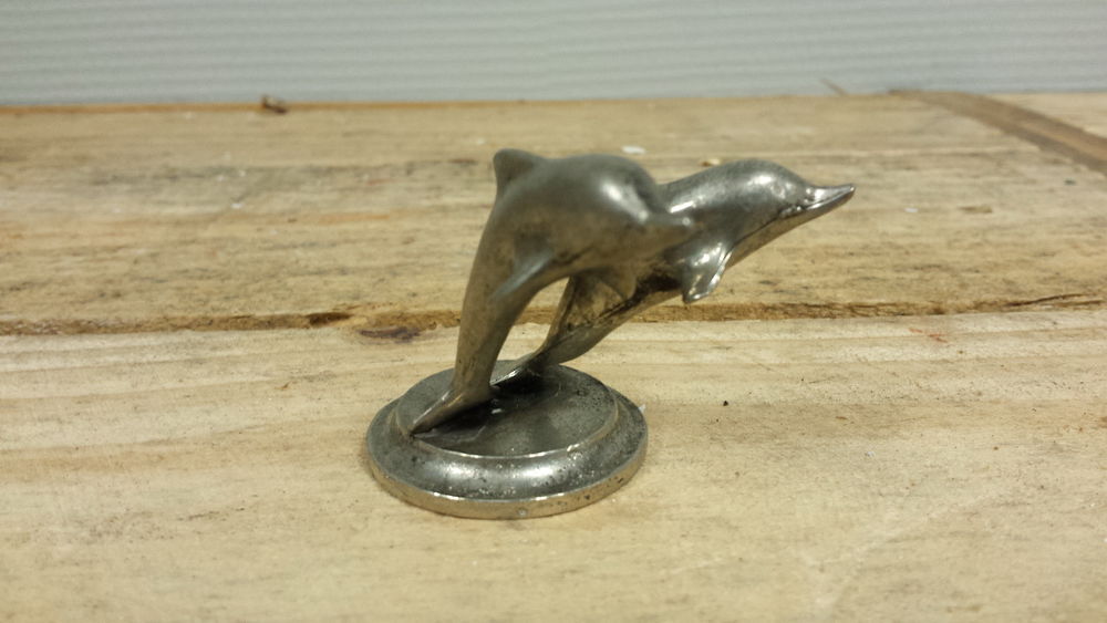 Statuette &eacute;tain fait main couple de dauphin 5 x 5 cm Décoration