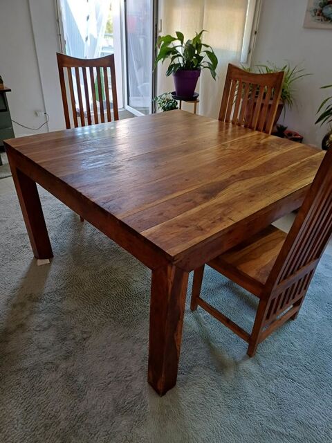 table en bois massif de palissandre , 130 su 130 Mèze (34)