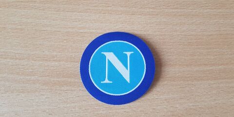 écusson en tissu 
SSC Napoli Naples 
diamètre 6,5 cm
5 Carnon Plage (34)