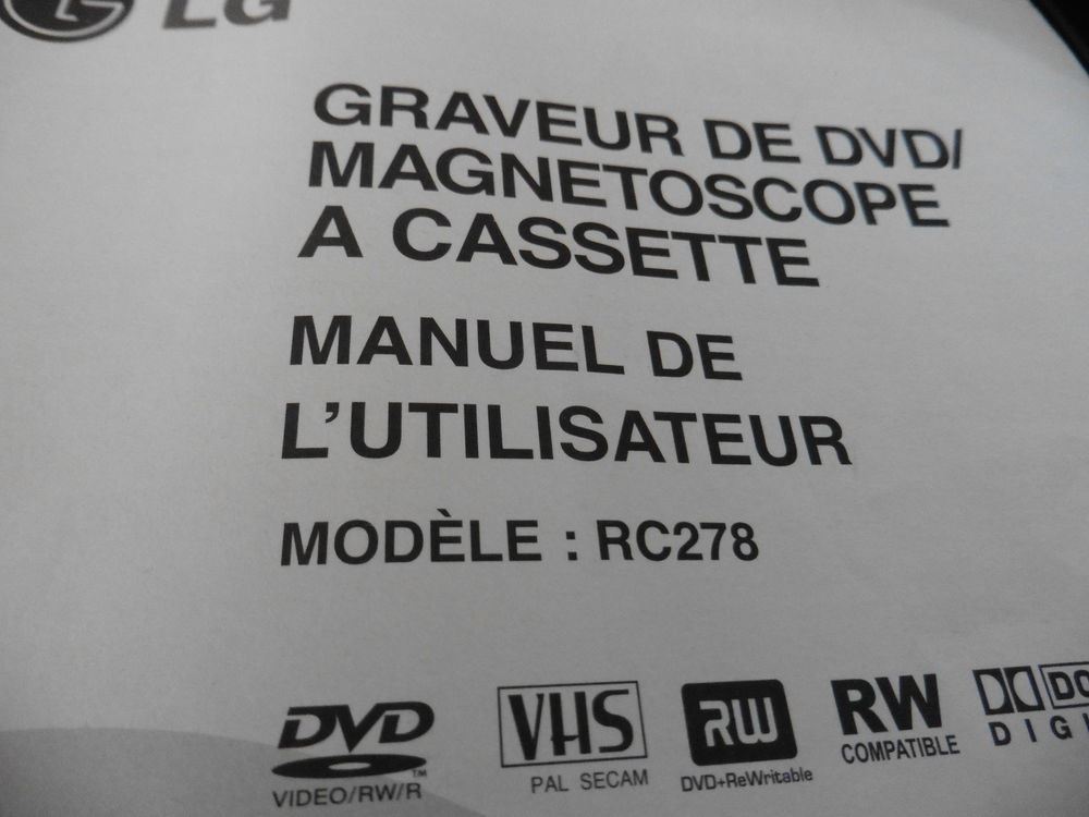 Magn&eacute;toscope graveur DVD a cassette mod&egrave;le RC 278 
DVD et blu-ray