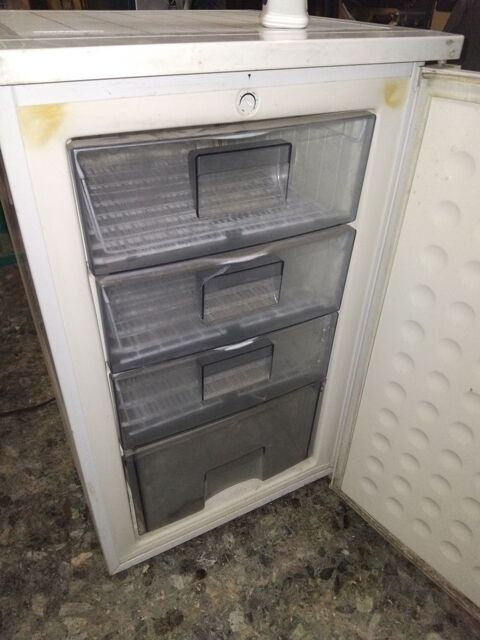 congelateur top 4 tiroirs 50 Rochemaure (07)