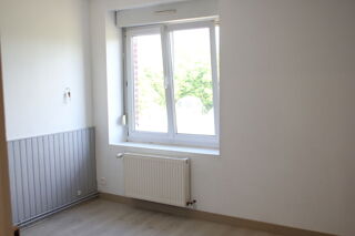  Appartement à louer 3 pièces 69 m²