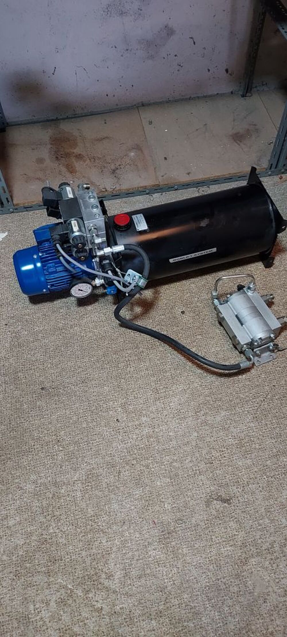 Equipement hydraulique complet : groupe 220 v mono Bricolage