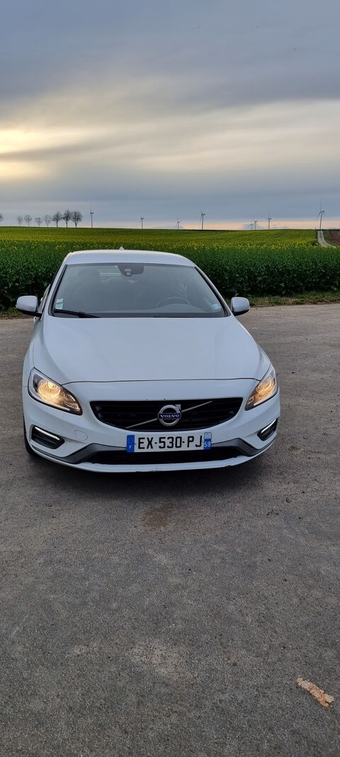 Volvo S60 D4 190 ch Stop&Start Geartronic 8 Business 2018 occasion Villers-en-Cauchies 59188