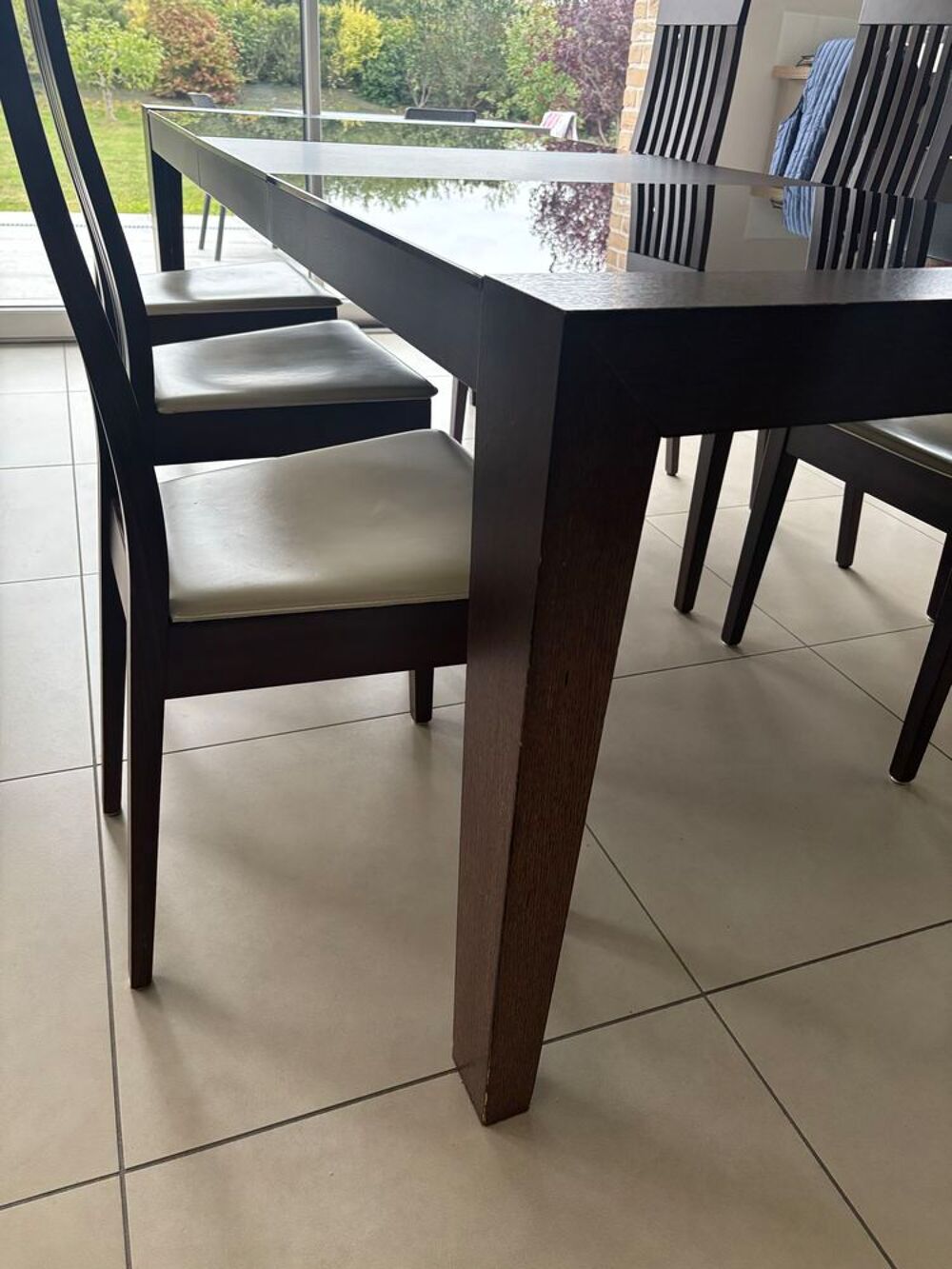 table &agrave; manger et 6 chaises sign&eacute;es calligaris Meubles