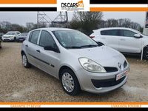 Clio III Clio 1.5 dCi 70 Confort Dynamique 2006 occasion 28000 Chartres