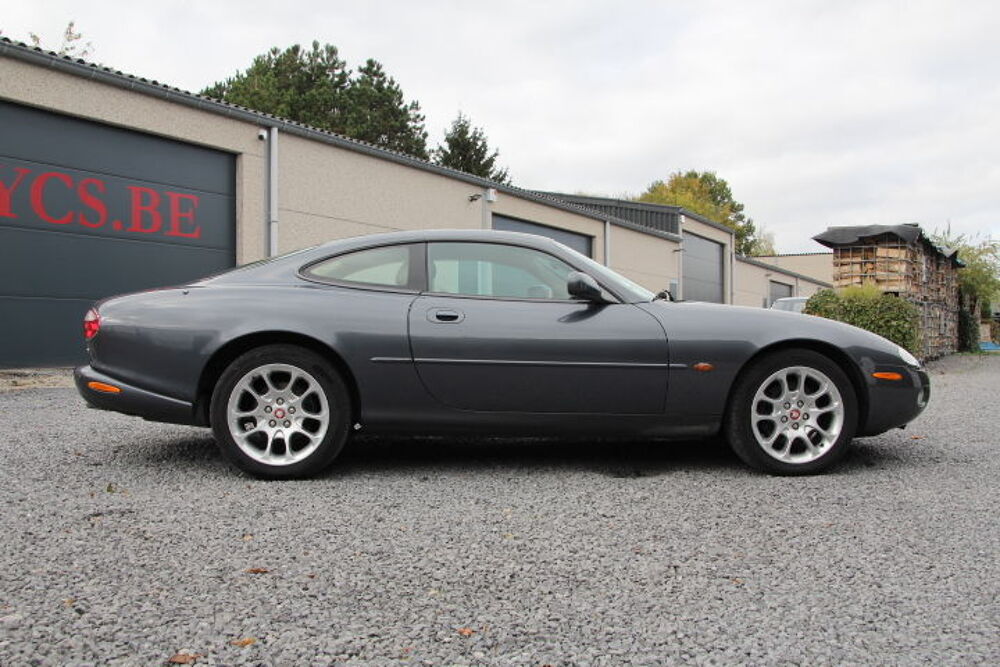XK8 4.2i V8 2003 occasion 59310 Auchy-lez-Orchies