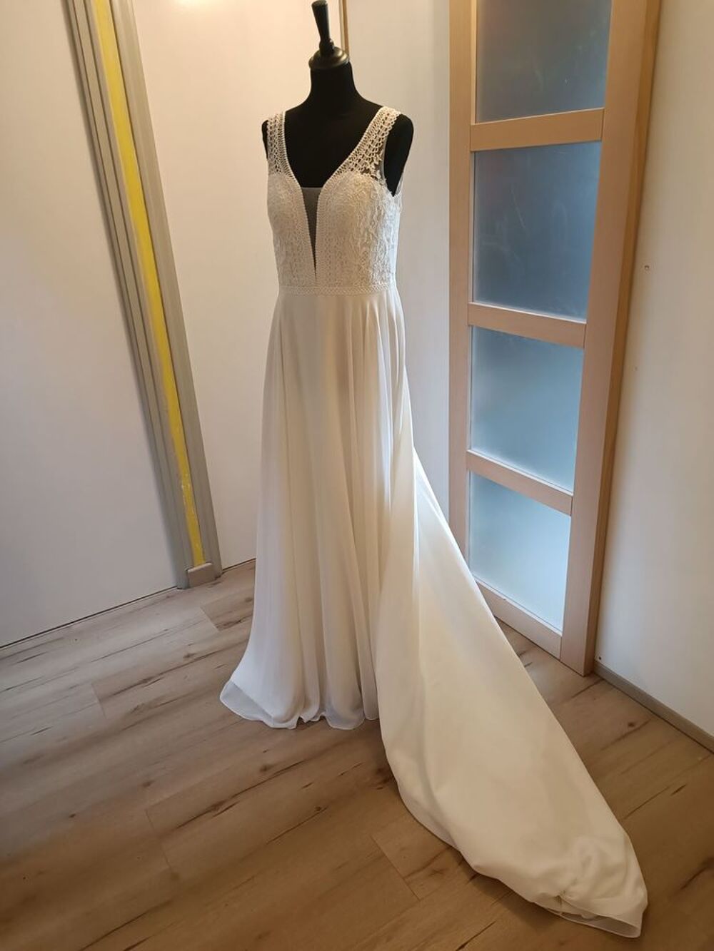 Robe de mari&eacute;e Vêtements