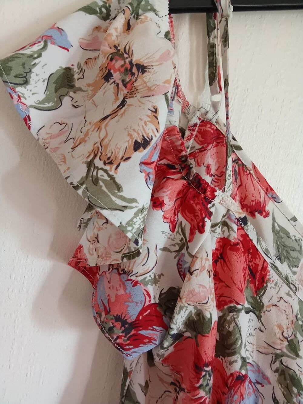 Lot de quatre robes Vêtements
