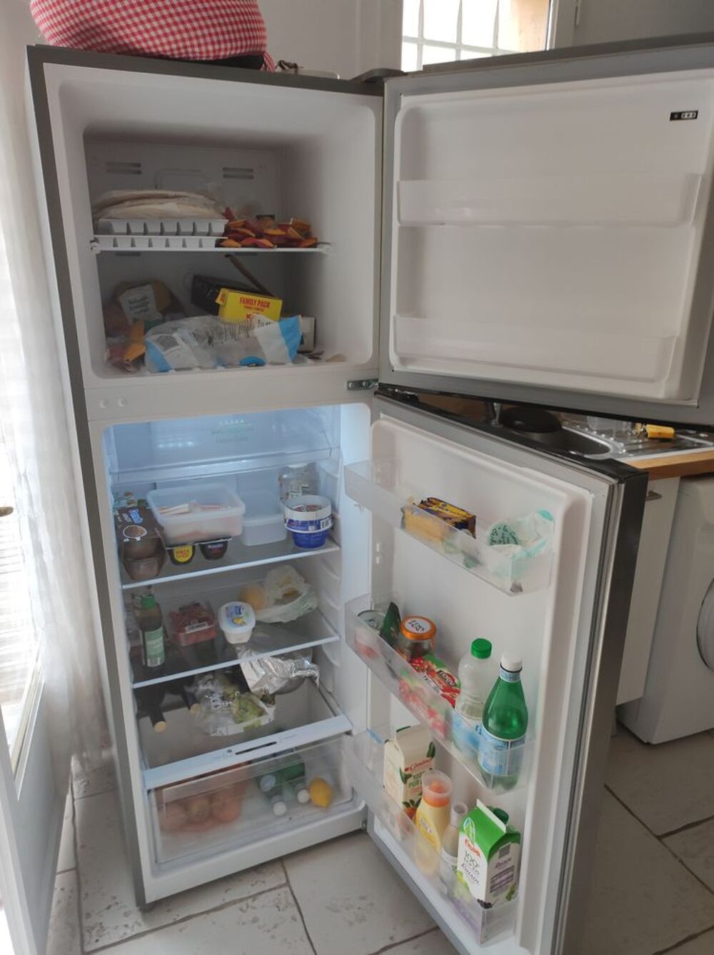 Frigo r&eacute;frig&eacute;rateur Valberg sous garantie Meubles