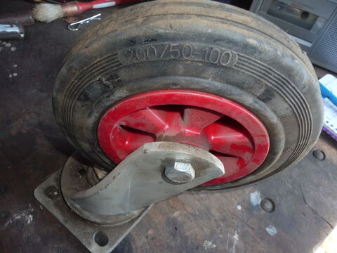 4 roues de manutention  série lourde  80 Vernet-la-Varenne (63)