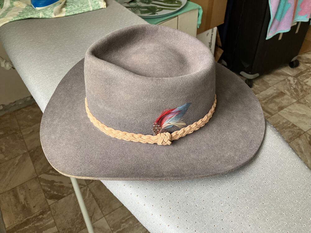 chapeaux feutre Akubra ( Australie) et Stetson ( US) Vêtements