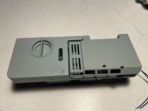 Lave vaisselle indesit dfg254fr boite a produit 40 Sceaux-du-Gtinais (45)