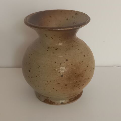 Joli petit vase en gr�s cuit verniss�e artisanal             9 Saumur (49)